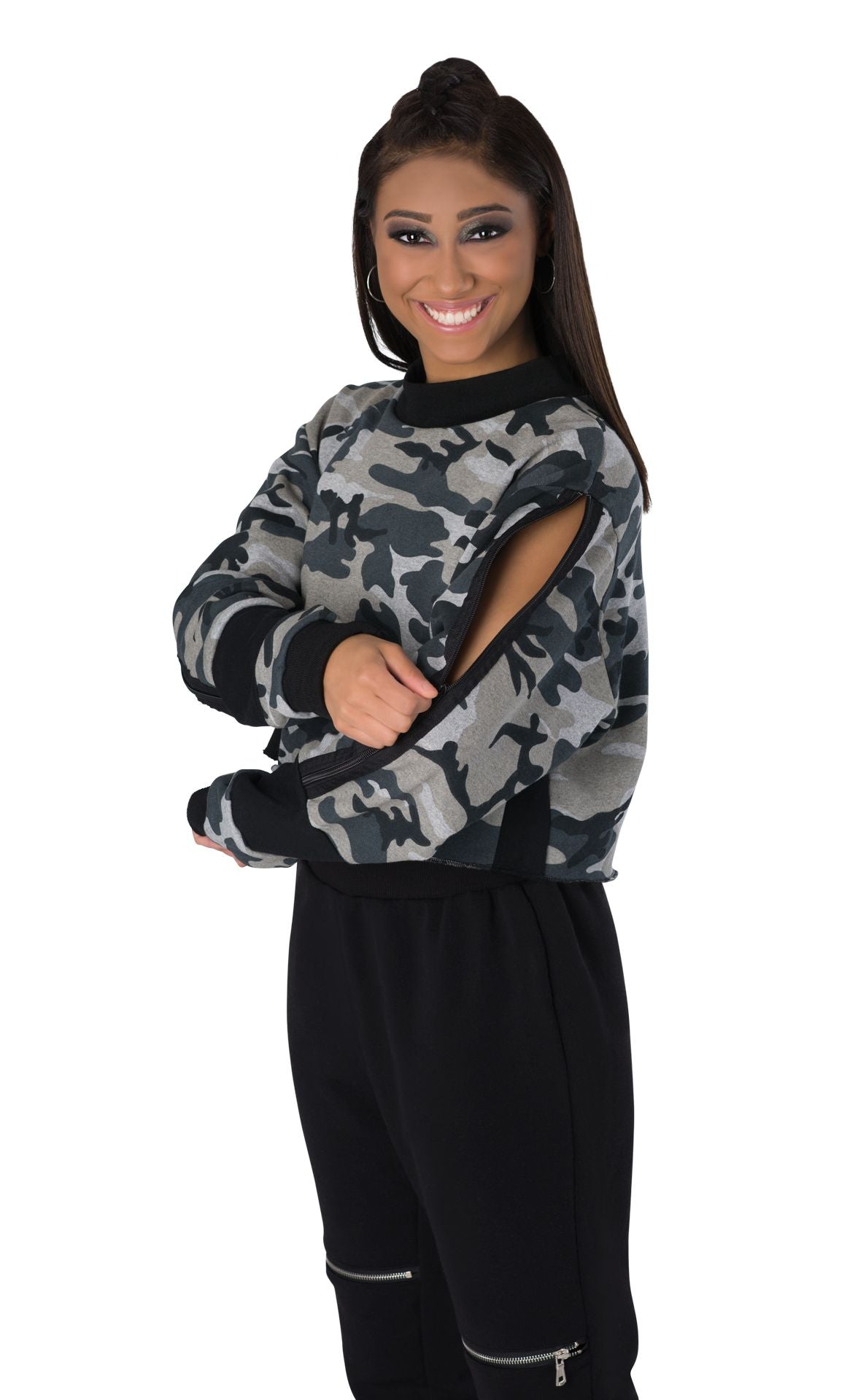 Top corto de cuello alto camuflado